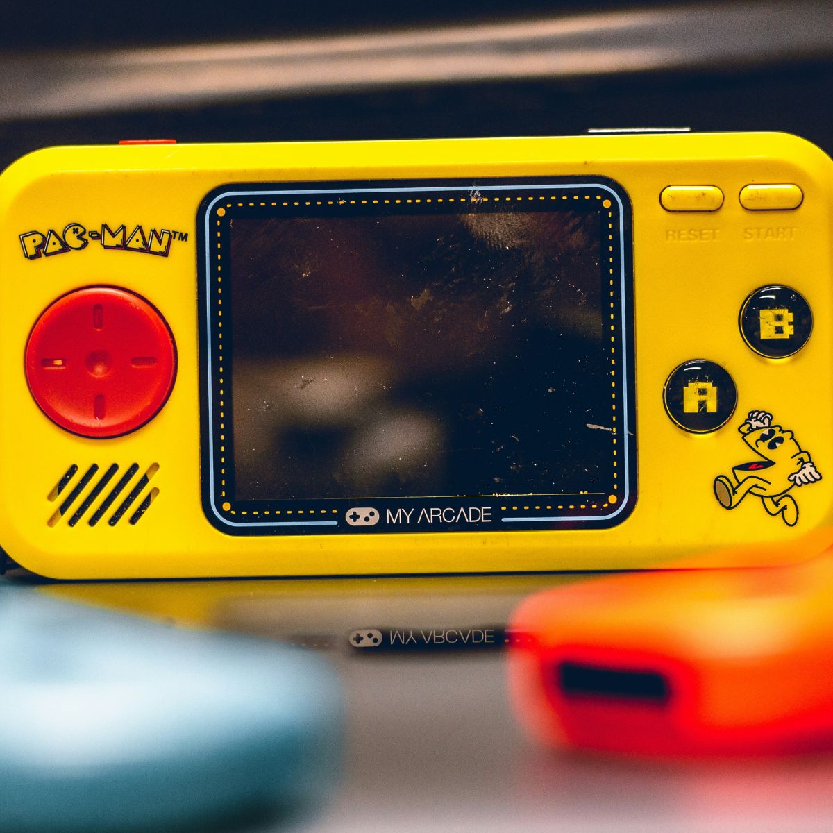 Photo d'une console "MY ARCADE" Pac-Man